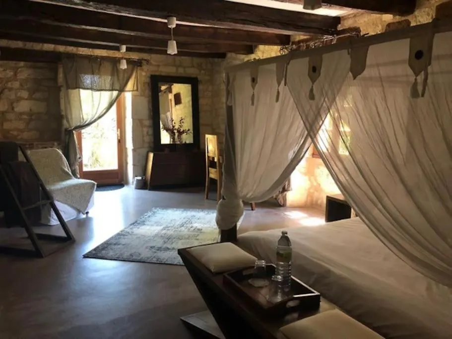 Holiday home Demeure De Charme La Source Villa Cestayrols